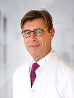Prof. Dr. med. Thomas Busch, FETCS