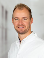 Dr. med. Bernhard Schierbaum