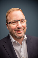 Dr. med. Christian Unzicker MBA
